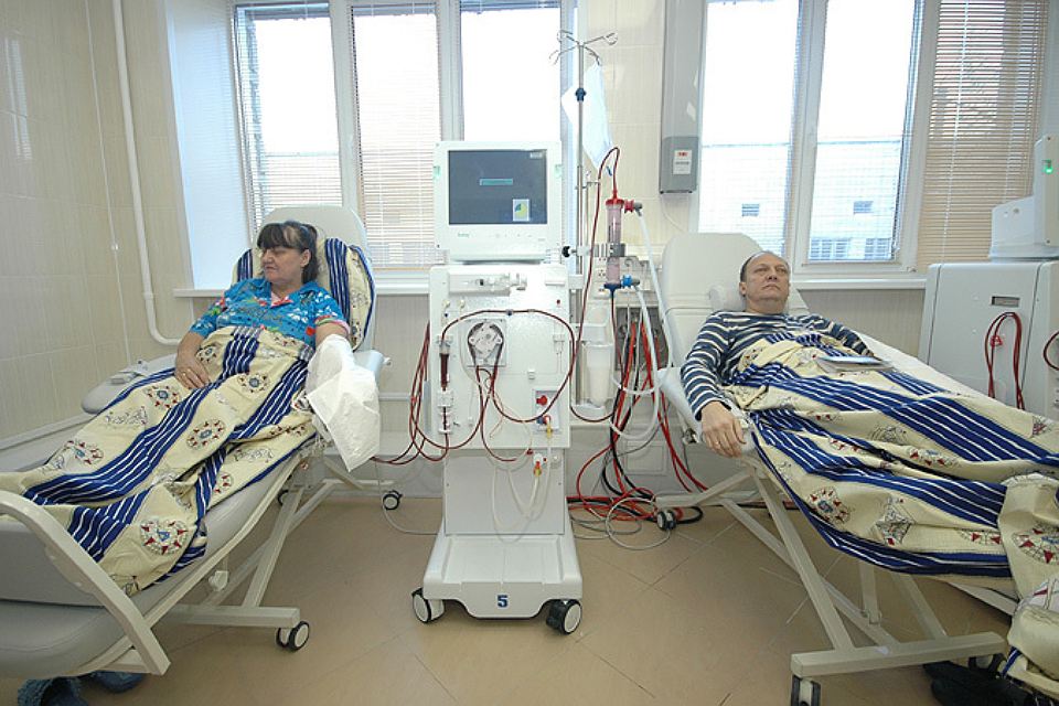 Пациенты на процедуре гемодиализа